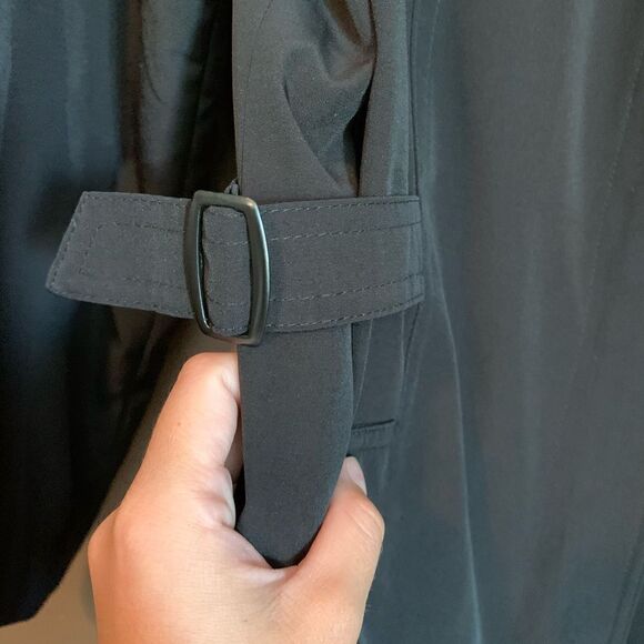 Gallery black coat water resistant. Size small - Picture 6 of 12